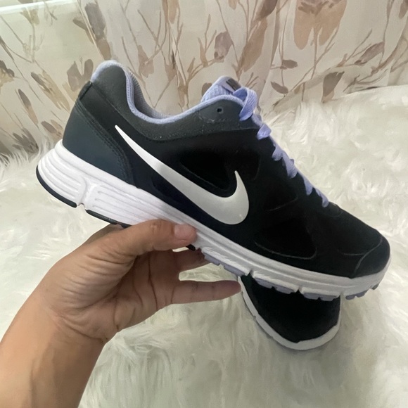 COPY - AUTHENTIC NIKE REVOLUTION 2 BLACK SNEAKER SIZE 9.5 ! - Picture 1 of 7